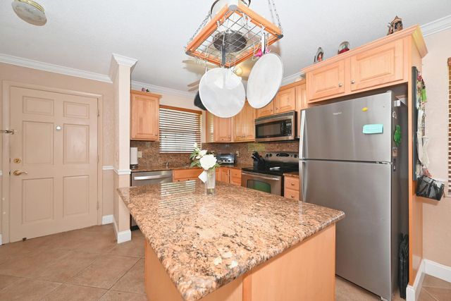 4 of 36 - 1100 E Indiantown Road #113, Jupiter, FL