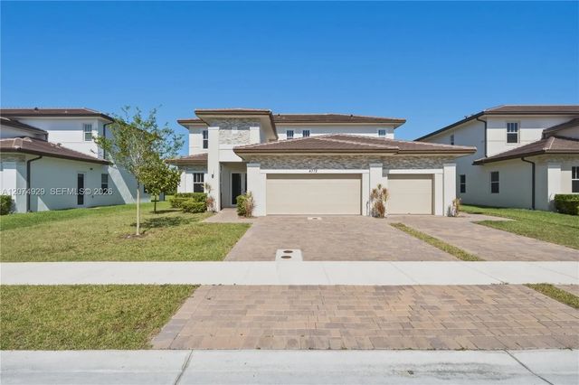 4372 Sw 122nd Terrace, Davie