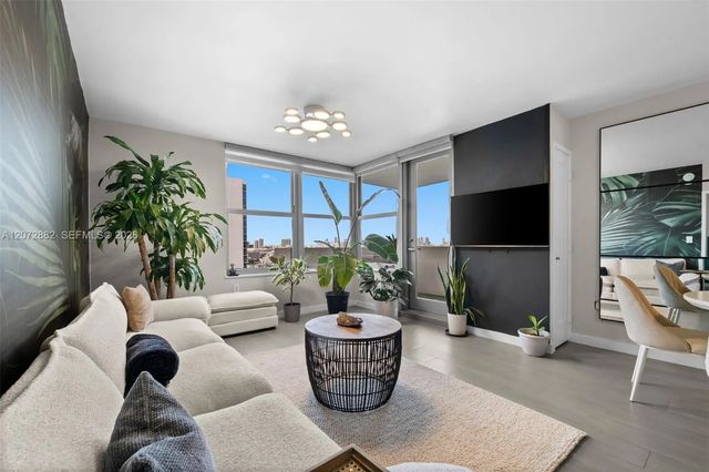 2899 Collins Avenue #1624, Miami Beach