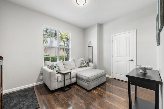 5 of 36 - 144 Sw 7th Court, Pompano Beach, FL