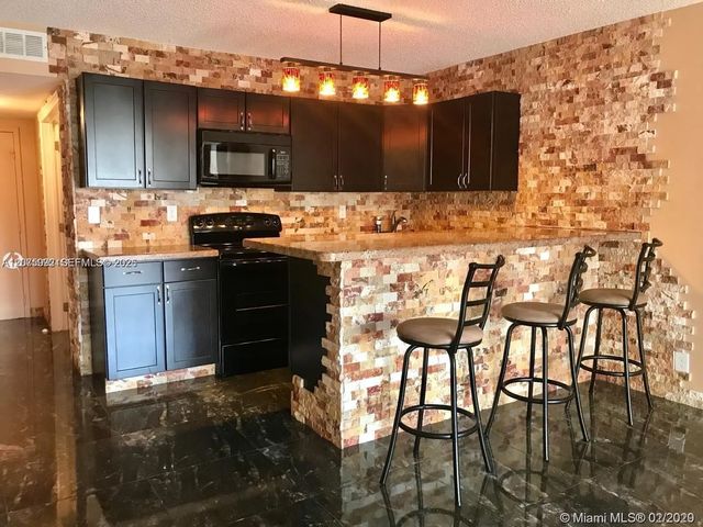 2 of 5 - 600 S Three Islands Boulevard #1018, Hallandale Beach, FL