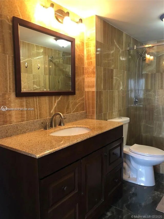 4 of 5 - 600 S Three Islands Boulevard #1018, Hallandale Beach, FL