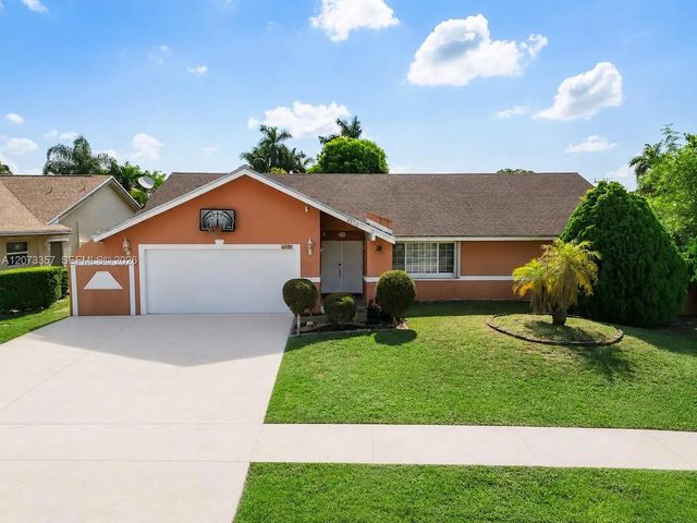 4450 Nw 71st Avenue, Lauderhill