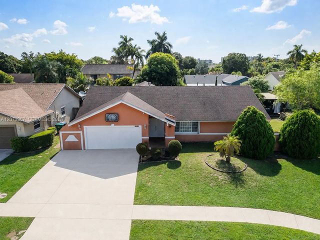 2 of 46 - 4450 Nw 71st Avenue, Lauderhill, FL