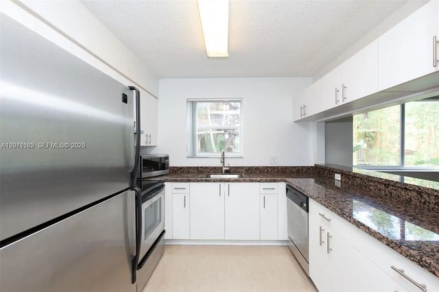 3 of 19 - 771 N Pine Island Road #214, Plantation, FL