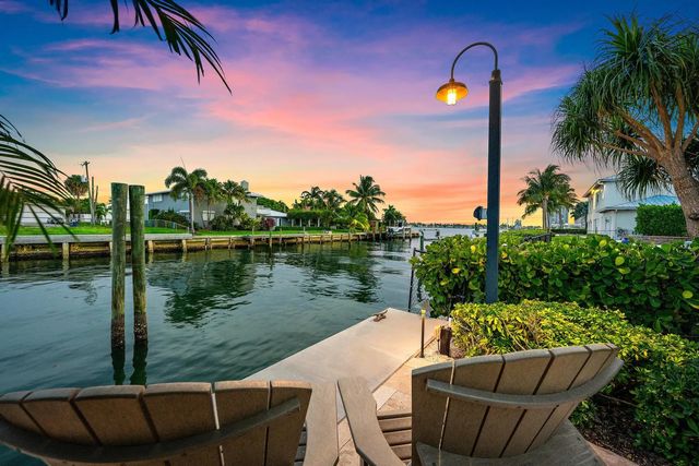 5 of 48 - 1051 Coral Way, West Palm Beach, FL