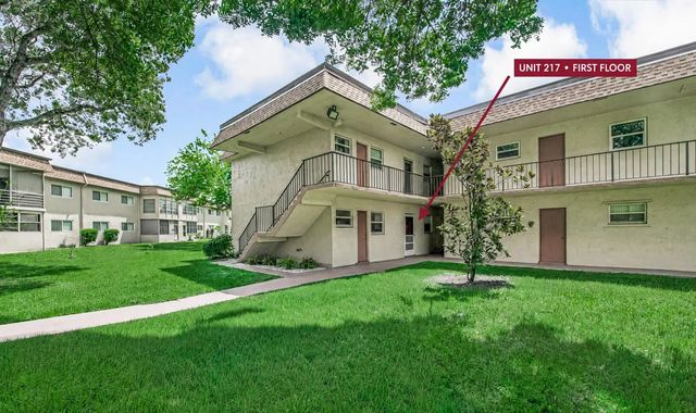 752 Lori Drive #217, Palm Springs