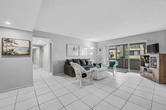 2 of 29 - 752 Lori Drive #217, Palm Springs, FL