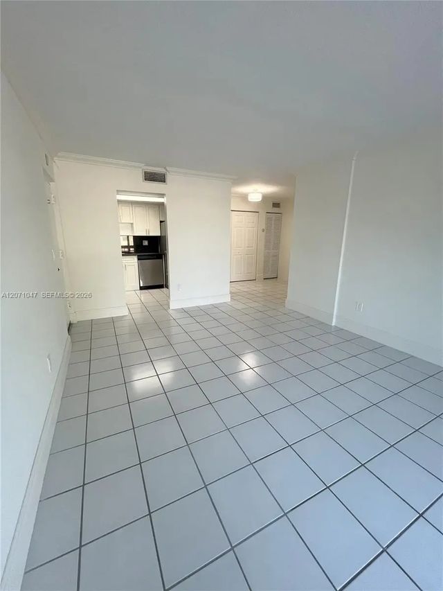 2 of 17 - 8311 Sw 142nd Avenue #i204, Miami, FL