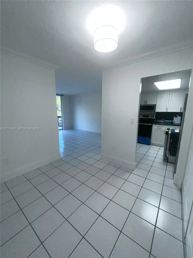 5 of 17 - 8311 Sw 142nd Avenue #i204, Miami, FL
