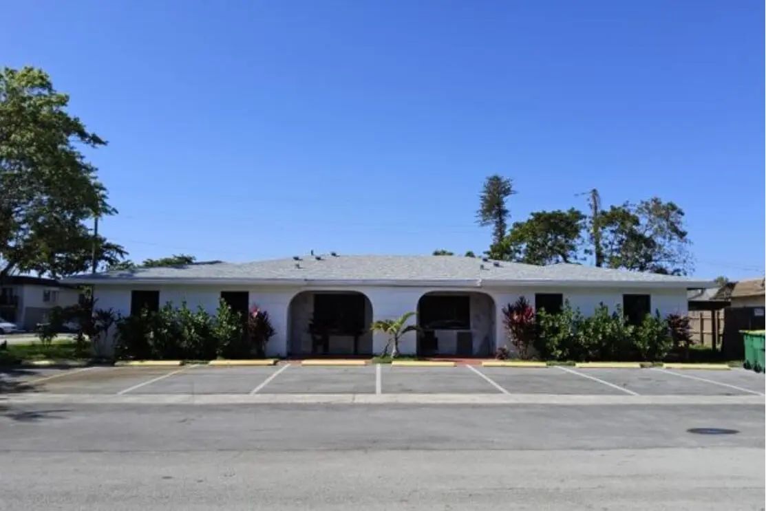 5201 Nw 18th Court, Lauderhill