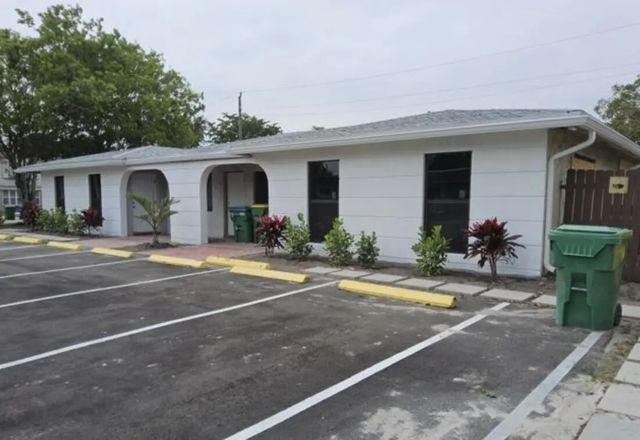 2 of 2 - 5201 Nw 18th Court, Lauderhill, FL