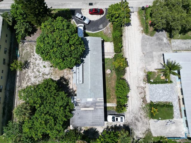 2 of 32 - 1302 S Federal Highway, Lake Worth Beach, FL