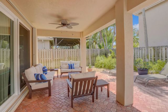 5 of 41 - 317 E Garden Cove Circle, Davie, FL