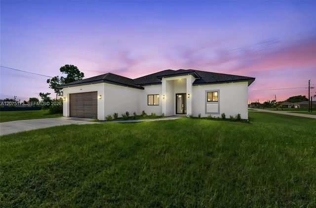 1728 Kismet Parkway W, Cape Coral
