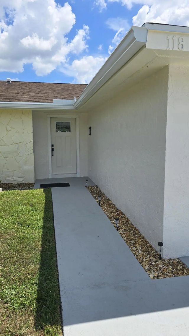 3 of 47 - 118 Cambridge Lane, Royal Palm Beach, FL