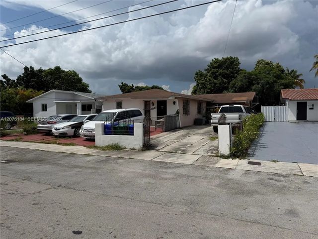 2 of 3 - 1845 Nw 16th Street, Miami, FL