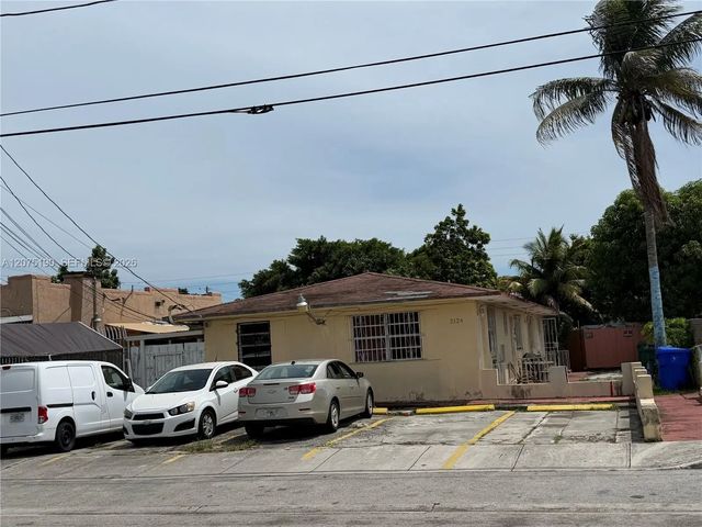2 of 3 - 2124 Nw 27th Street, Miami, FL