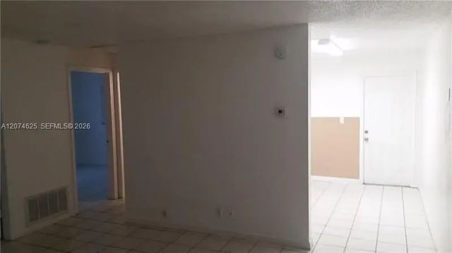 4 of 7 - 5880 Nw 19th Court #13, Lauderhill, FL