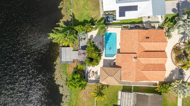 2557 Sw 14th Court, Deerfield Beach