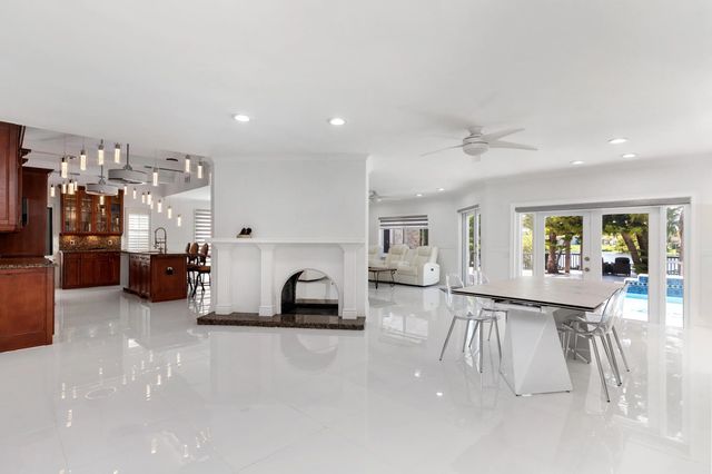 5 of 28 - 2557 Sw 14th Court, Deerfield Beach, FL