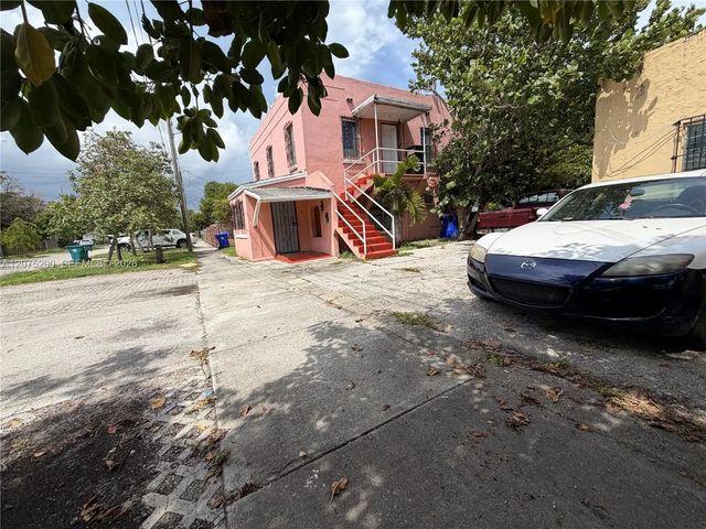 4 of 8 - N/A, Miami, FL