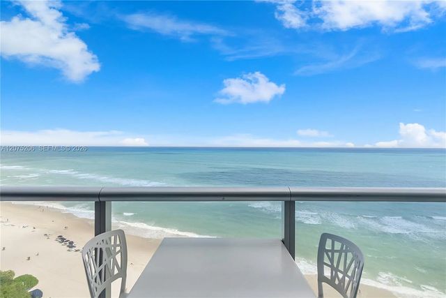 5 of 25 - 17001 Collins Avenue #1703, Sunny Isles Beach, FL
