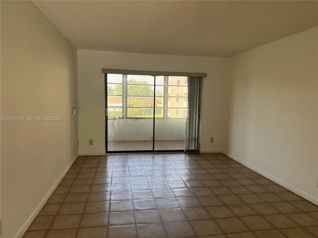 5 of 12 - 10444 Nw 30th Court #204, Sunrise, FL