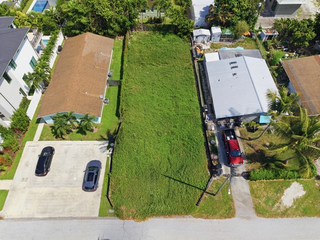 2 of 17 - 245 Ne 11th Street, Delray Beach, FL