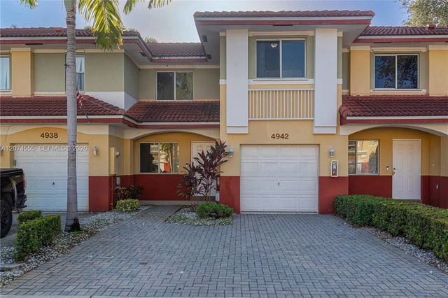 4 of 33 - 4942 Sw 66th Terrace, Davie, FL