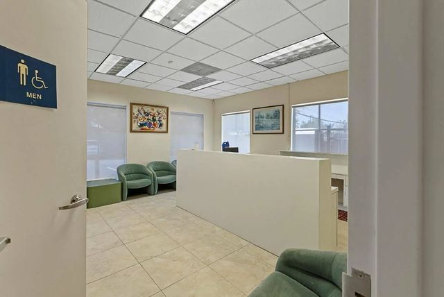 2 of 6 - 100 E Commercial Boulevard, Oakland Park, FL