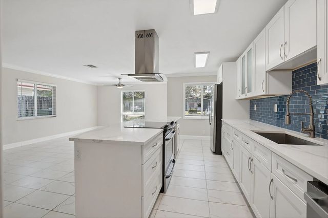 4 of 17 - 819 Sw 13th Street, Fort Lauderdale, FL