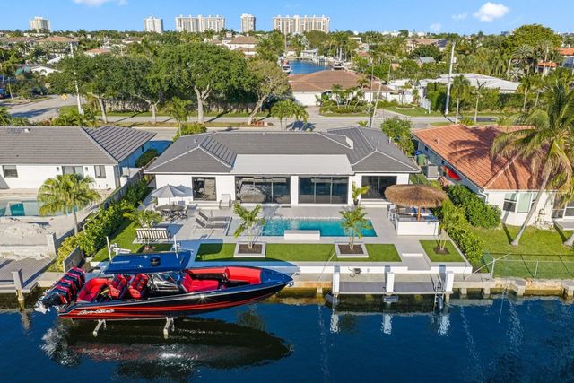 3 of 49 - 5641 Bayview Drive, Fort Lauderdale, FL