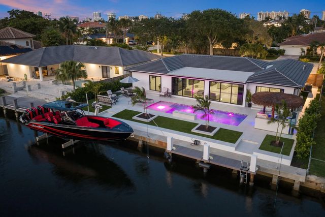 4 of 49 - 5641 Bayview Drive, Fort Lauderdale, FL