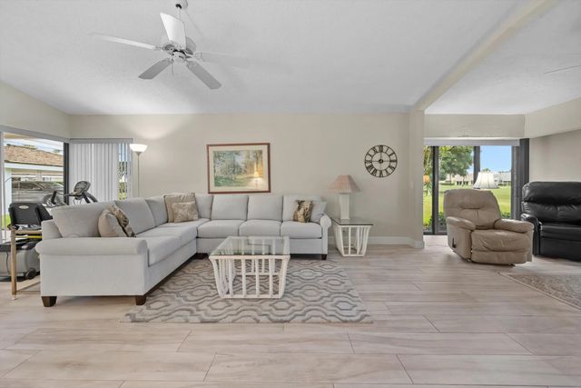 5 of 22 - 3636 Freshwater Drive, Jupiter, FL