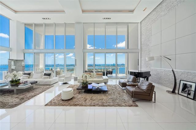 3 of 49 - 1040 Biscayne Boulevard #4403, Miami, FL