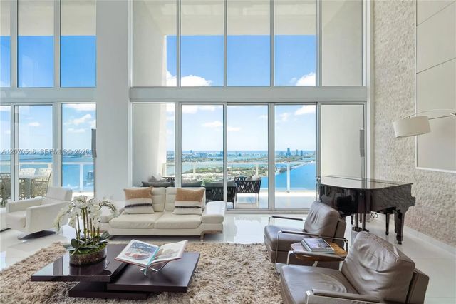 5 of 49 - 1040 Biscayne Boulevard #4403, Miami, FL