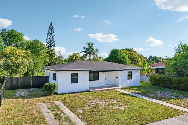 521 Nw 189th Terrace, Miami Gardens