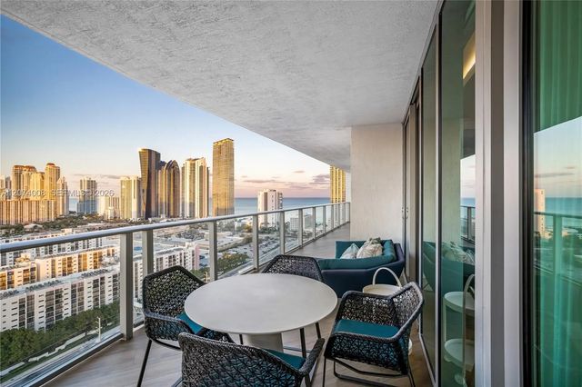 5 of 30 - 330 Sunny Isles Boulevard #5-2403, Sunny Isles Beach, FL