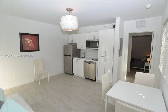 3 of 10 - 1601 Meridian Avenue #101, Miami Beach, FL