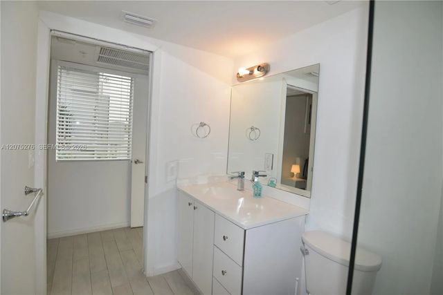 5 of 10 - 1601 Meridian Avenue #101, Miami Beach, FL