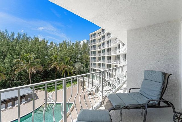 4 of 41 - 2774 S Ocean Boulevard #409, Palm Beach, FL