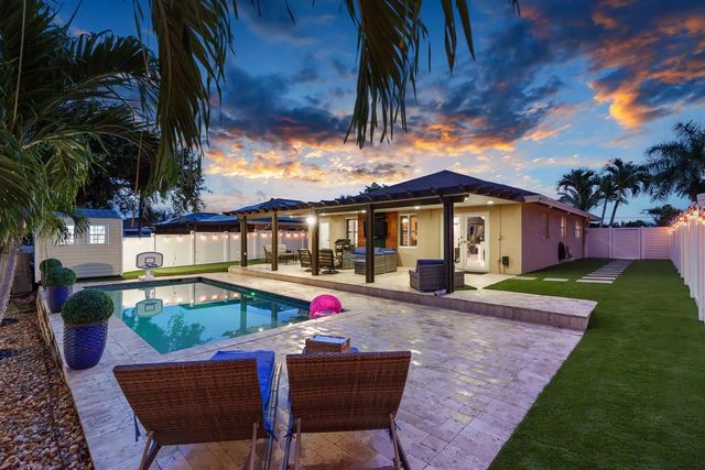 2 of 54 - 533 Ne 1st Avenue, Deerfield Beach, FL