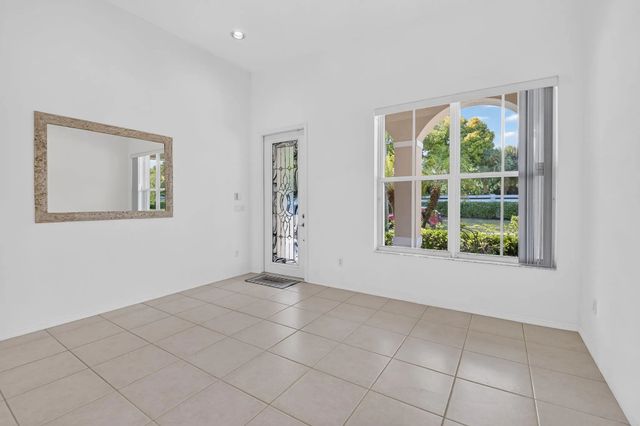 3 of 32 - 8107 Bellafiore Way, Boynton Beach, FL