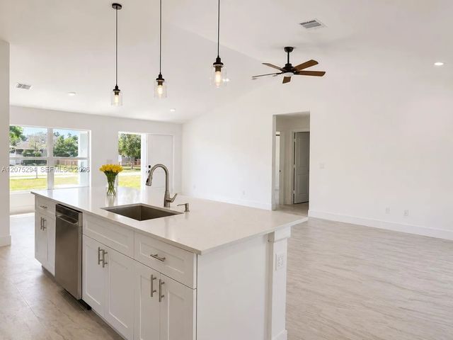 5 of 18 - 9165 100th Court, Vero Beach, FL