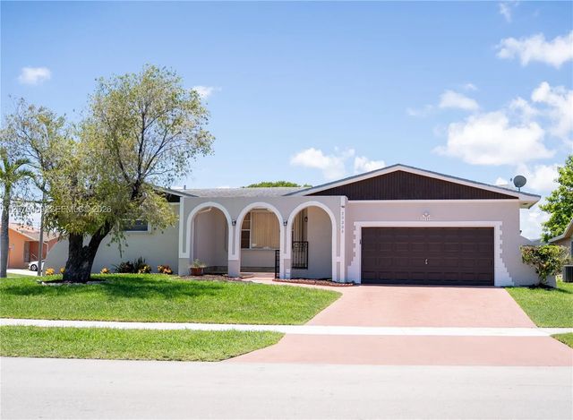 20200 Sw 90th Ave Road, Cutler Bay