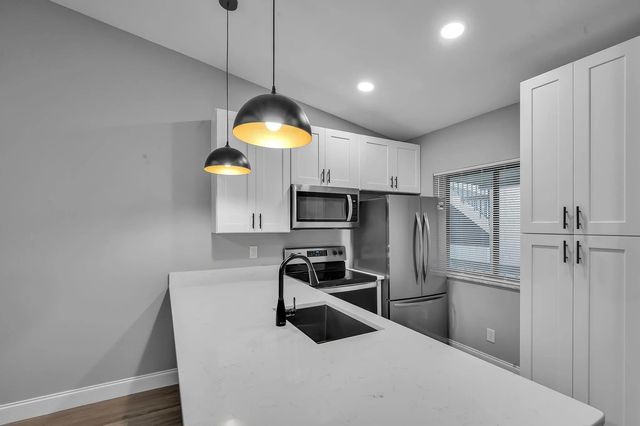 800 Nw Fork Road #10-8, Stuart