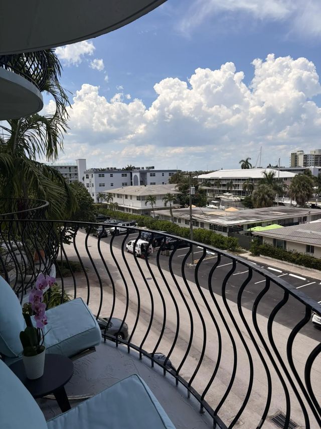 3 of 18 - 3250 Ne 28th Street #405, Fort Lauderdale, FL