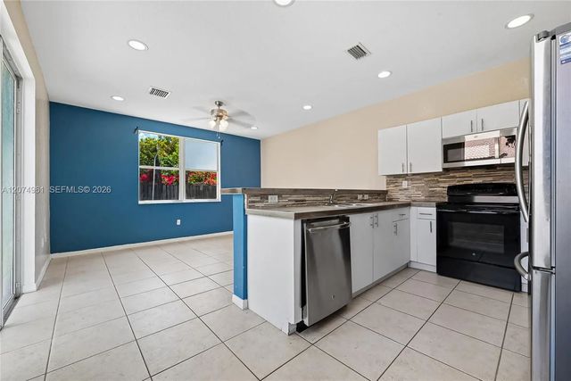 2 of 15 - 1567 Se 20th Avenue, Homestead, FL