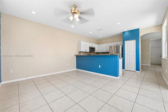 4 of 15 - 1567 Se 20th Avenue, Homestead, FL